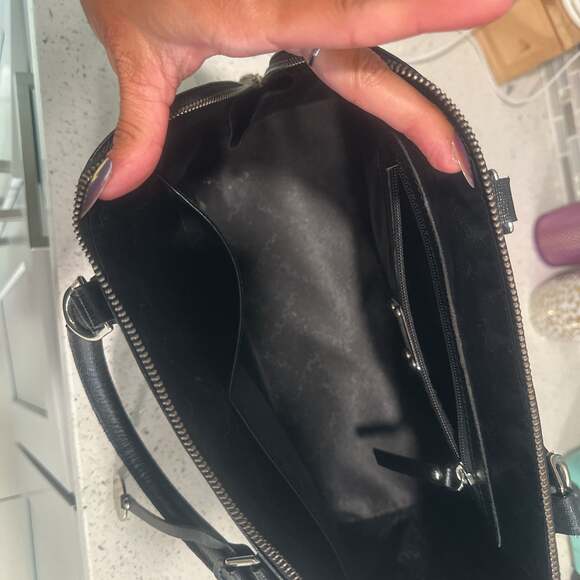 Pulicati - Picture 3 of 7